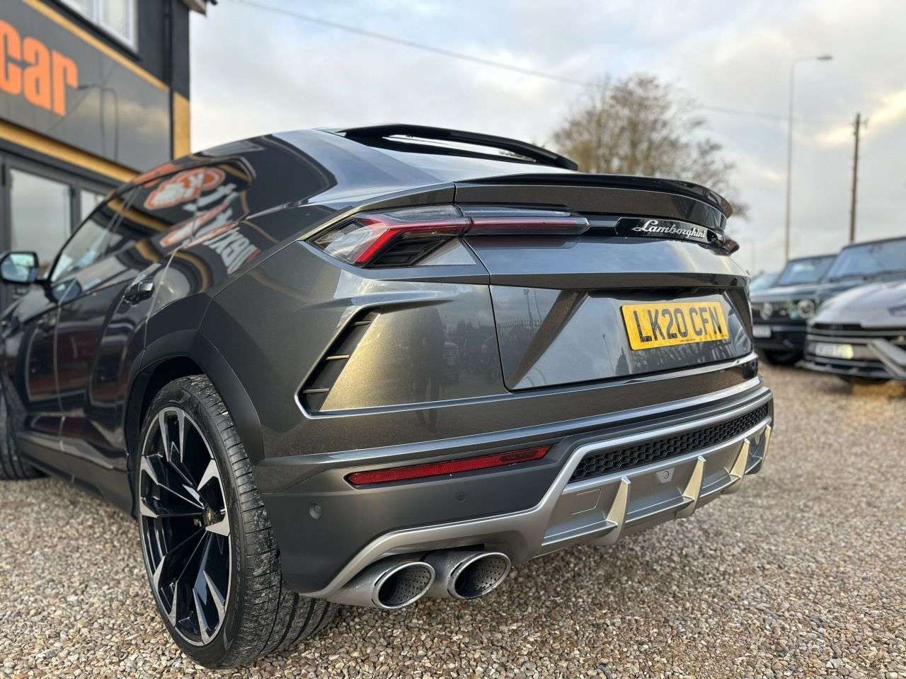 2020 LAMBORGHINI URUS 2020 LAMBORGHINI URUS