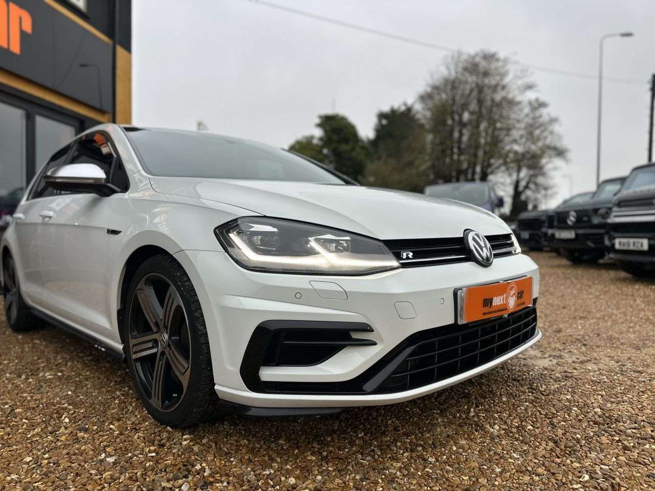 2017 VOLKSWAGEN GOLF 2017 VOLKSWAGEN GOLF