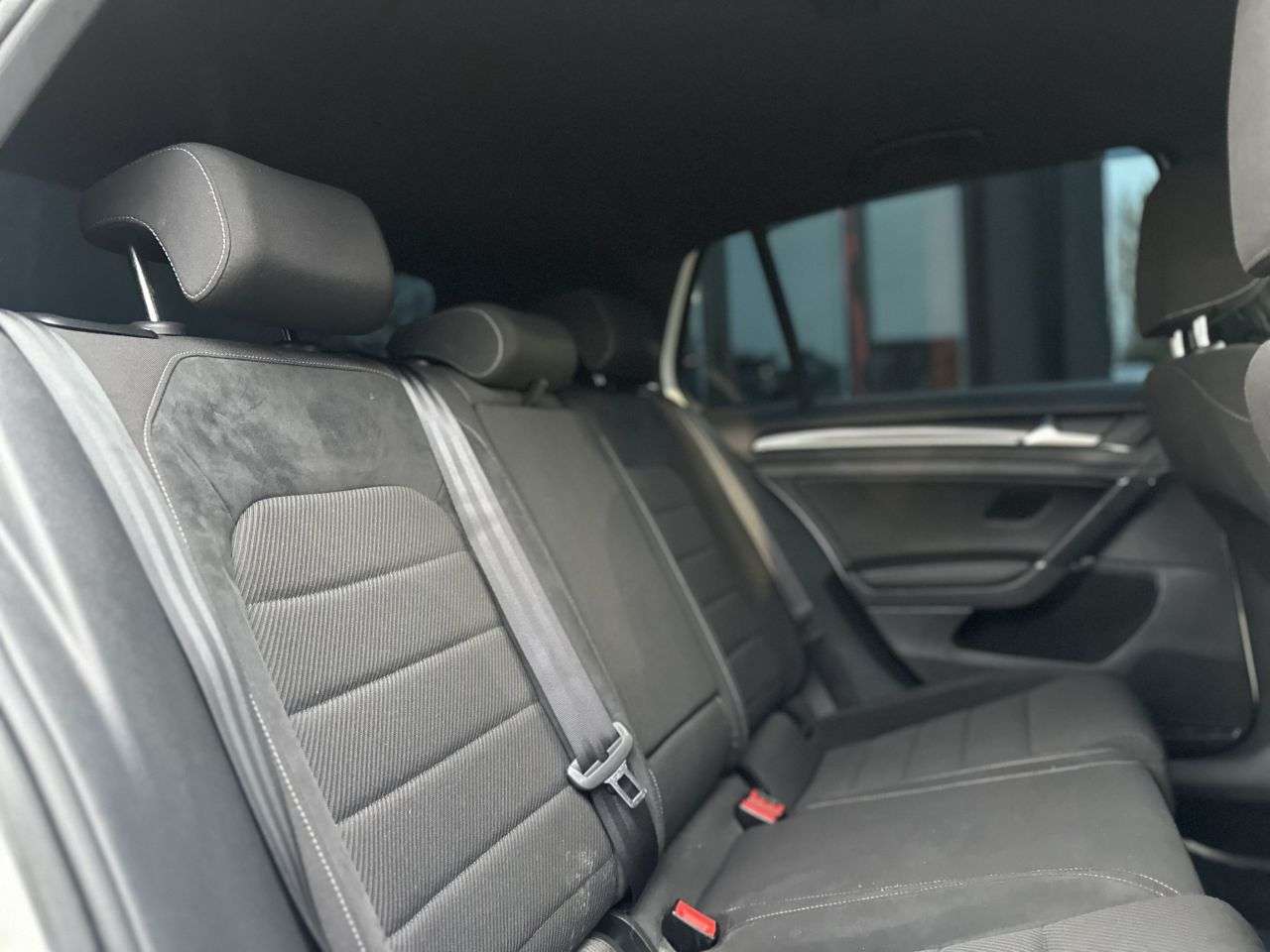 2017 VOLKSWAGEN GOLF 2017 VOLKSWAGEN GOLF