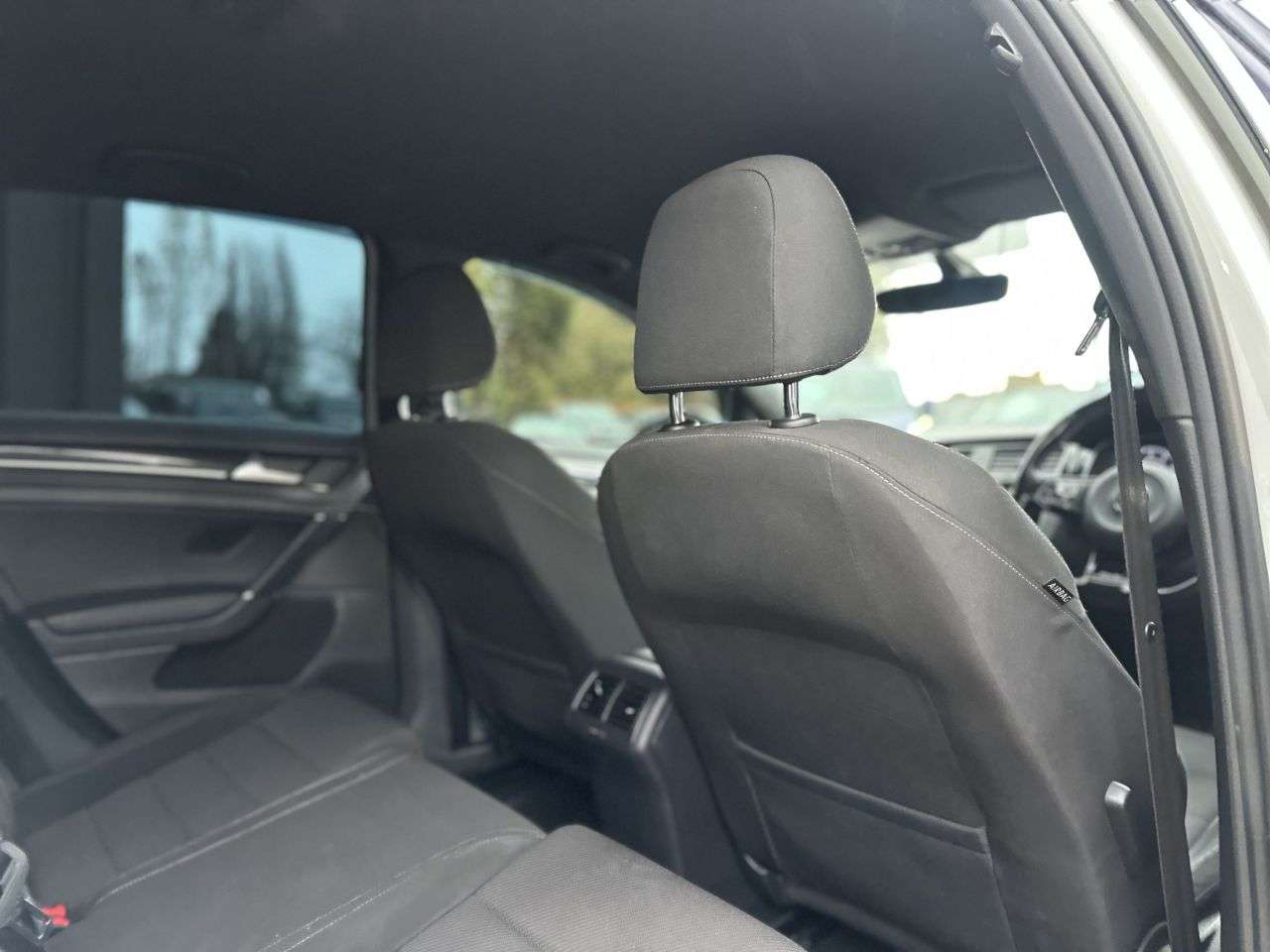 2017 VOLKSWAGEN GOLF 2017 VOLKSWAGEN GOLF