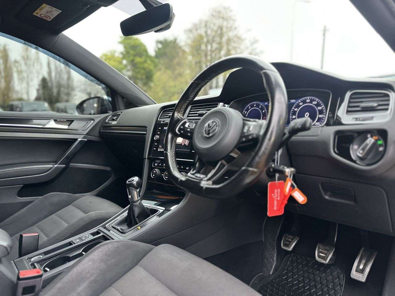 2017 VOLKSWAGEN GOLF 2017 VOLKSWAGEN GOLF