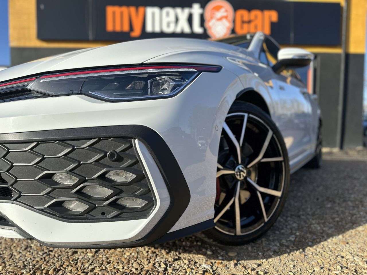 2025 VOLKSWAGEN GOLF 2025 VOLKSWAGEN GOLF