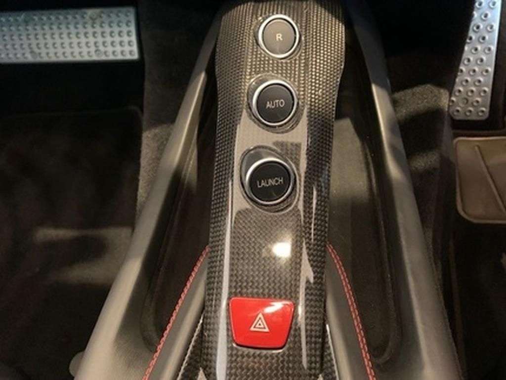 2015 FERRARI F12 BERLINETTA 2015 FERRARI F12 BERLINETTA