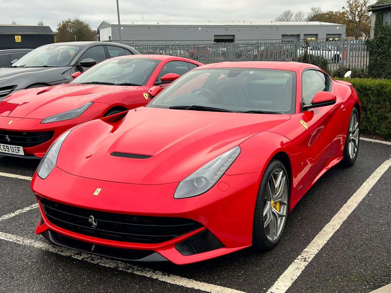 2015 FERRARI F12 BERLINETTA 2015 FERRARI F12 BERLINETTA