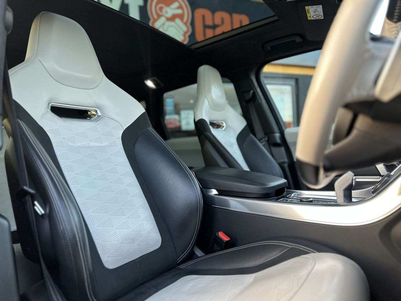 null LAND ROVER RANGE ROVER SPORT null LAND ROVER RANGE ROVER SPORT