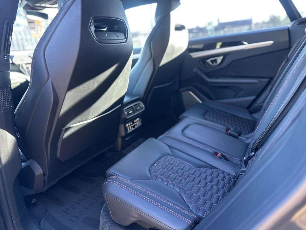 2020 LAMBORGHINI URUS 2020 LAMBORGHINI URUS