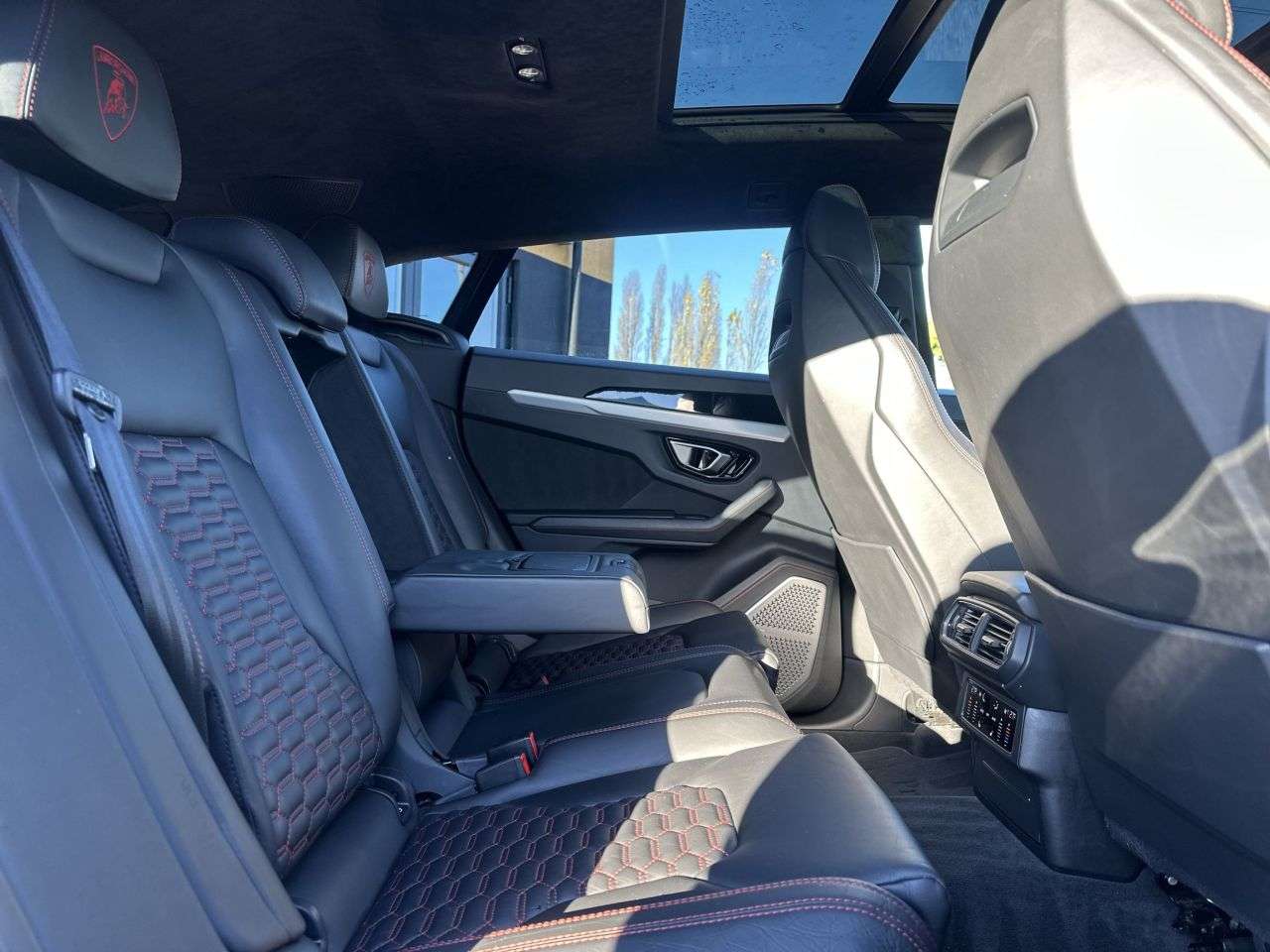 2020 LAMBORGHINI URUS 2020 LAMBORGHINI URUS