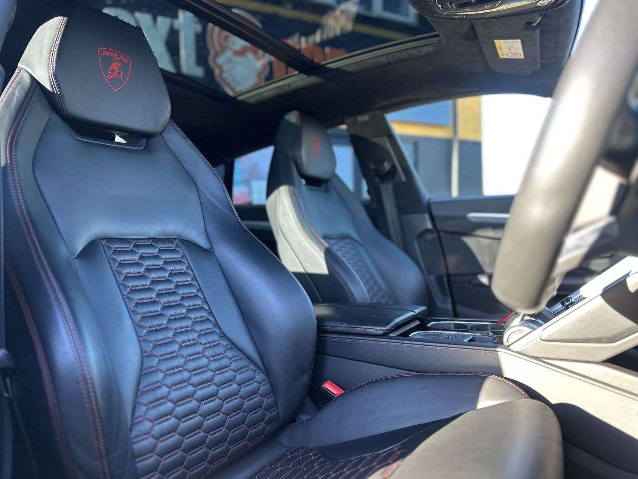 2020 LAMBORGHINI URUS 2020 LAMBORGHINI URUS