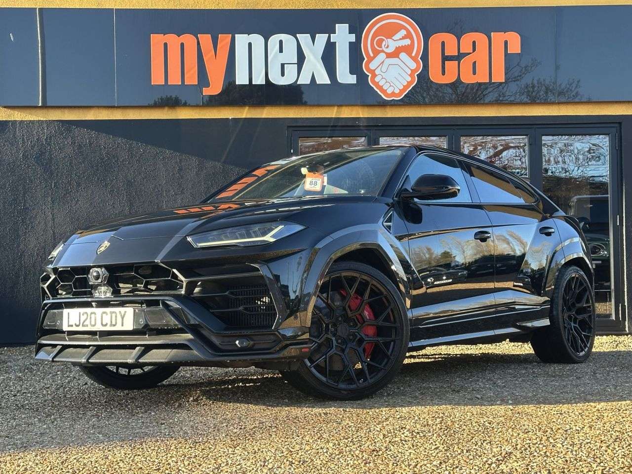 2020 LAMBORGHINI URUS 2020 LAMBORGHINI URUS