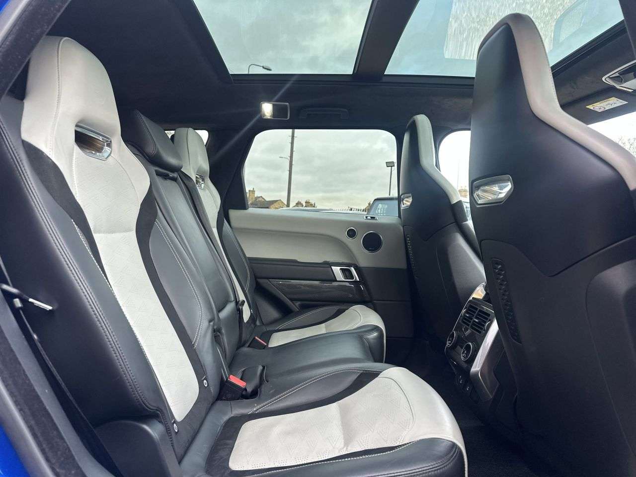 2018 LAND ROVER RANGE ROVER SPORT 2018 LAND ROVER RANGE ROVER SPORT