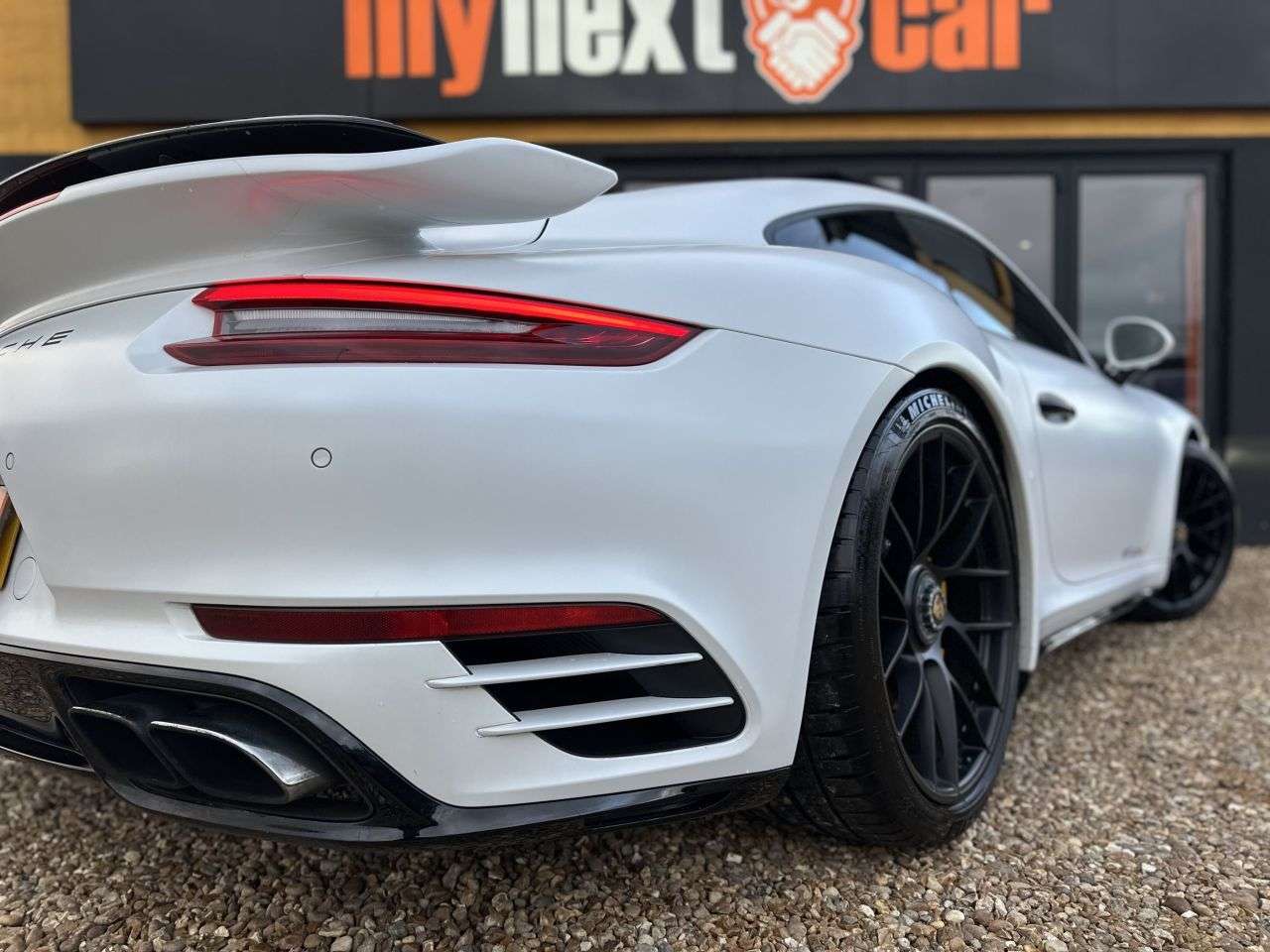 2018 PORSCHE 911 2018 PORSCHE 911