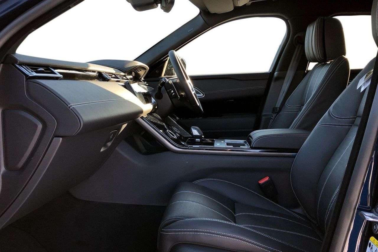 2021 LAND ROVER RANGE ROVER VELAR 2021 LAND ROVER RANGE ROVER VELAR