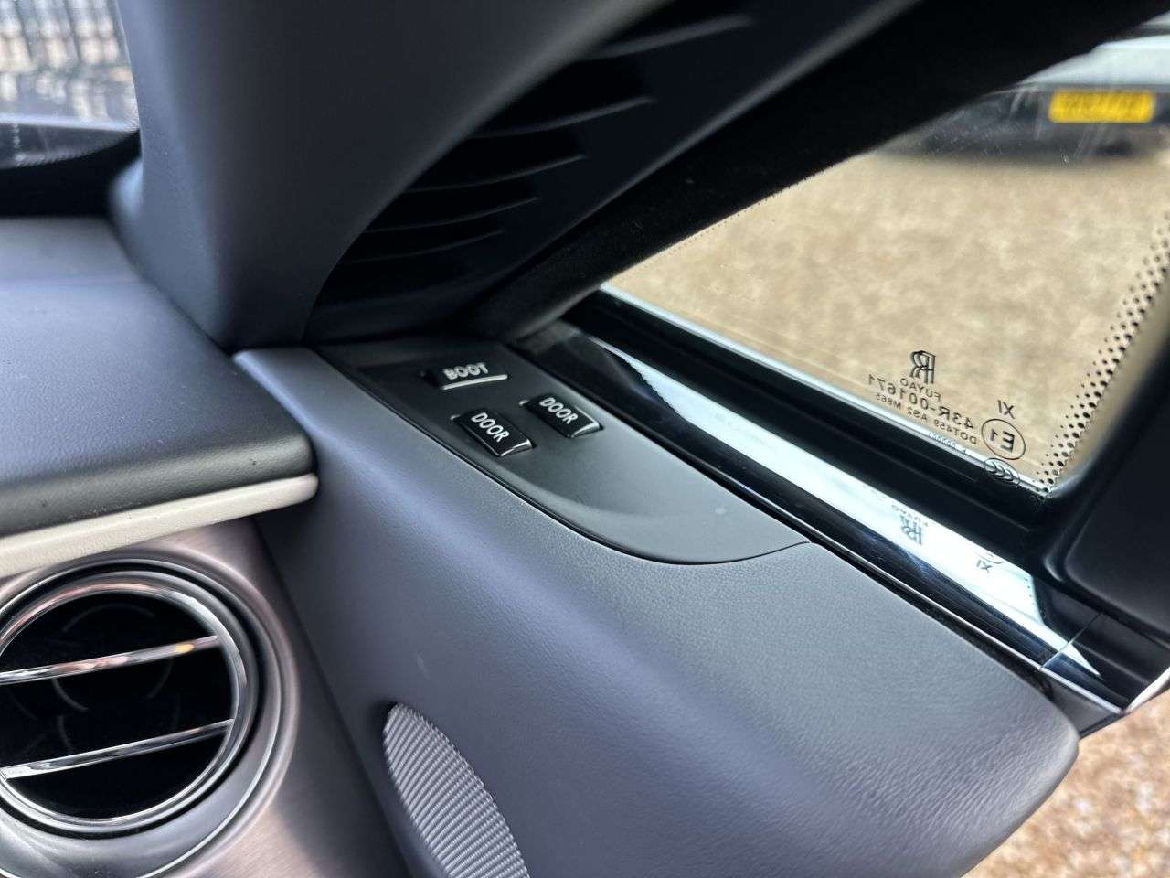 2016 ROLLS-ROYCE DAWN 2016 ROLLS-ROYCE DAWN