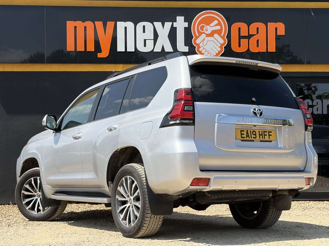 2019 TOYOTA LAND CRUISER 2019 TOYOTA LAND CRUISER