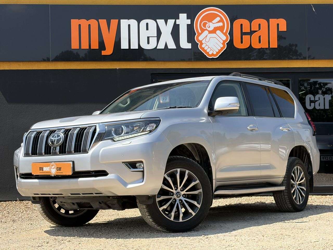A 2019 TOYOTA LAND CRUISER 2.8D Invincible SUV 5dr Diesel Auto 4WD Euro 6 (7 Seat) (177 ps) 19" ALLOYS A 2019 TOYOTA LAND CRUISER 2.8D Invincible SUV 5dr Diesel Auto 4WD Euro 6 (7 Seat) (177 ps) 19" ALLOYS