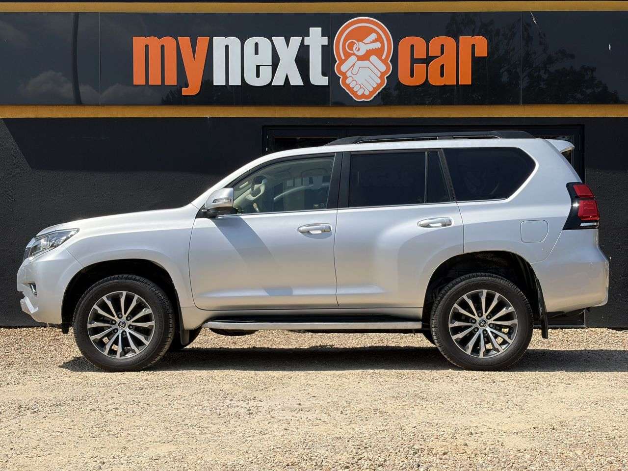 2019 TOYOTA LAND CRUISER 2019 TOYOTA LAND CRUISER