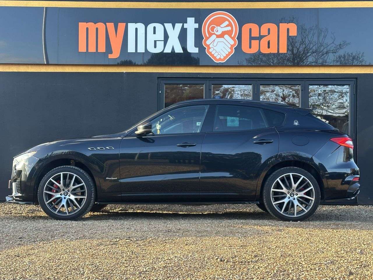 2019 MASERATI LEVANTE 2019 MASERATI LEVANTE