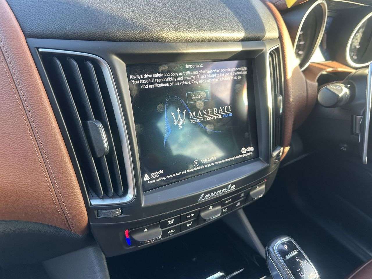 2019 MASERATI LEVANTE 2019 MASERATI LEVANTE