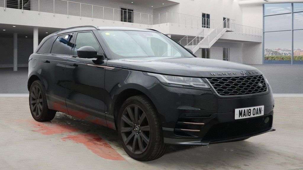 A 2018 LAND ROVER RANGE ROVER VELAR 2.0 D240 R-Dynamic HSE SUV 5dr Diesel Auto 4WD Euro 6 (s/s) (240 ps) SUV A 2018 LAND ROVER RANGE ROVER VELAR 2.0 D240 R-Dynamic HSE SUV 5dr Diesel Auto 4WD Euro 6 (s/s) (240 ps) SUV