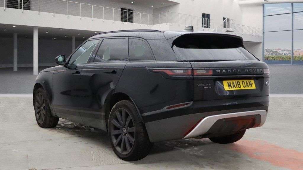 A 2018 LAND ROVER RANGE ROVER VELAR 2.0 D240 R-Dynamic HSE SUV 5dr Diesel Auto 4WD Euro 6 (s/s) (240 ps) SUV A 2018 LAND ROVER RANGE ROVER VELAR 2.0 D240 R-Dynamic HSE SUV 5dr Diesel Auto 4WD Euro 6 (s/s) (240 ps) SUV