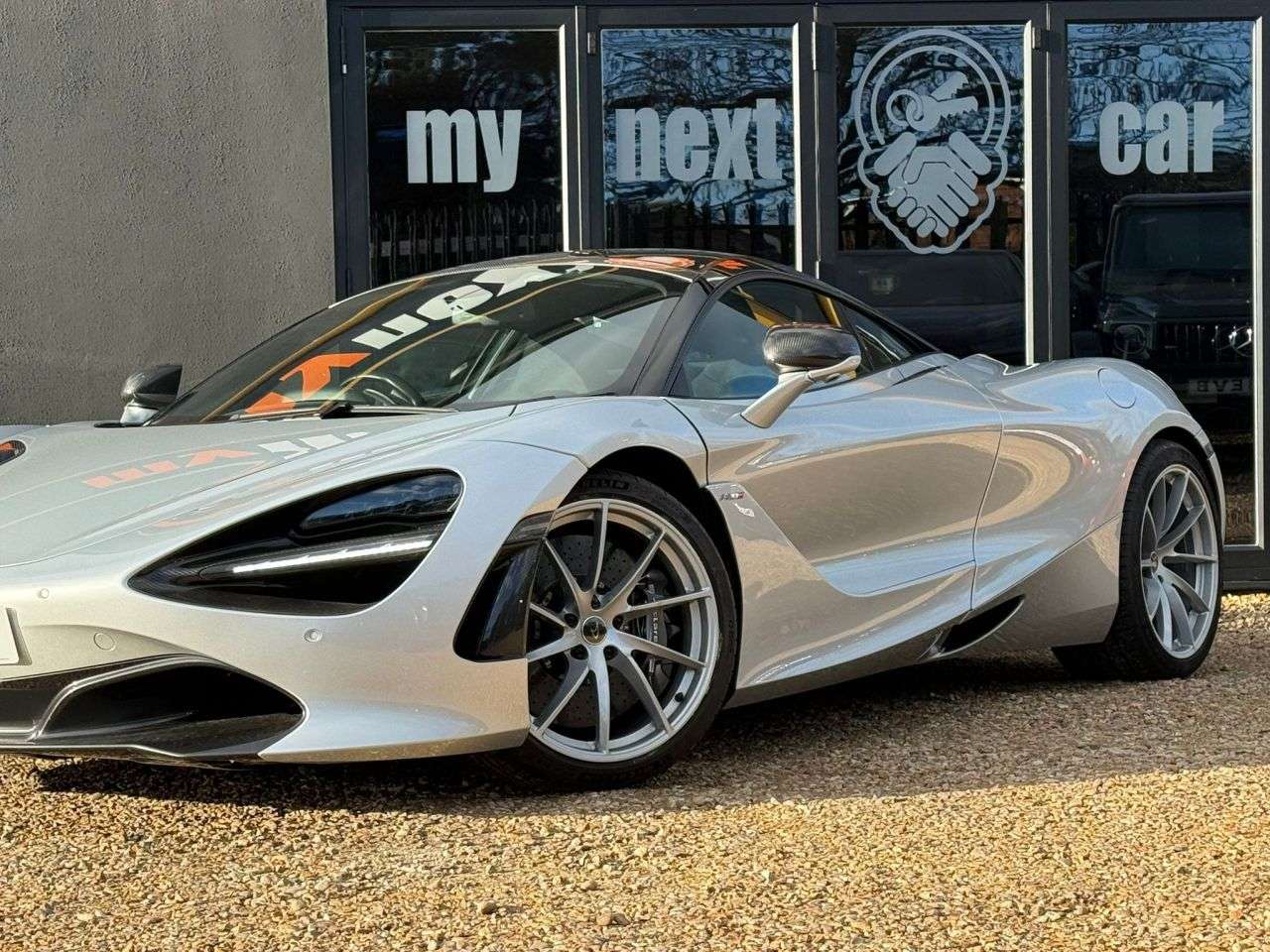 2019 MCLAREN 720S 2019 MCLAREN 720S