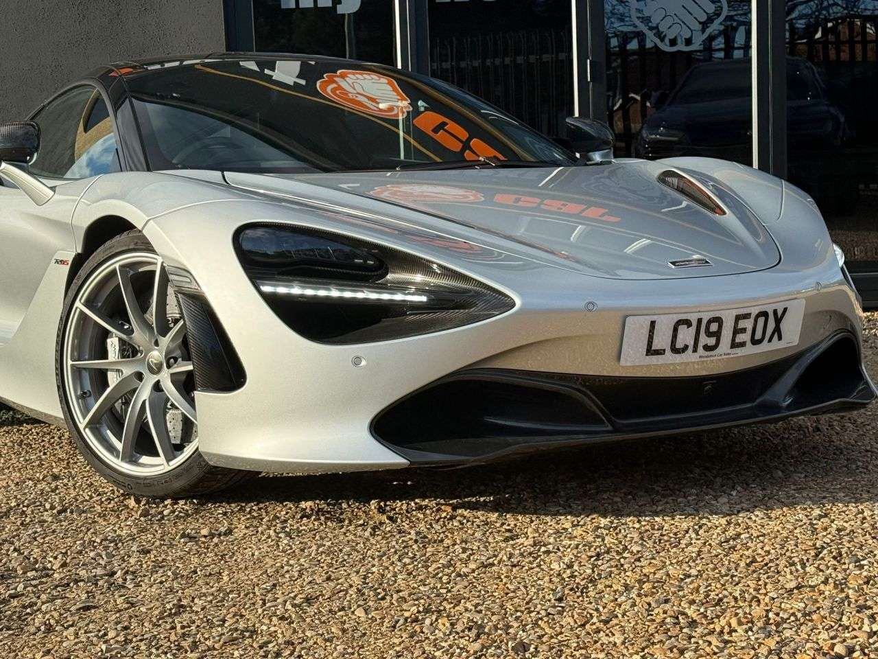 2019 MCLAREN 720S 2019 MCLAREN 720S