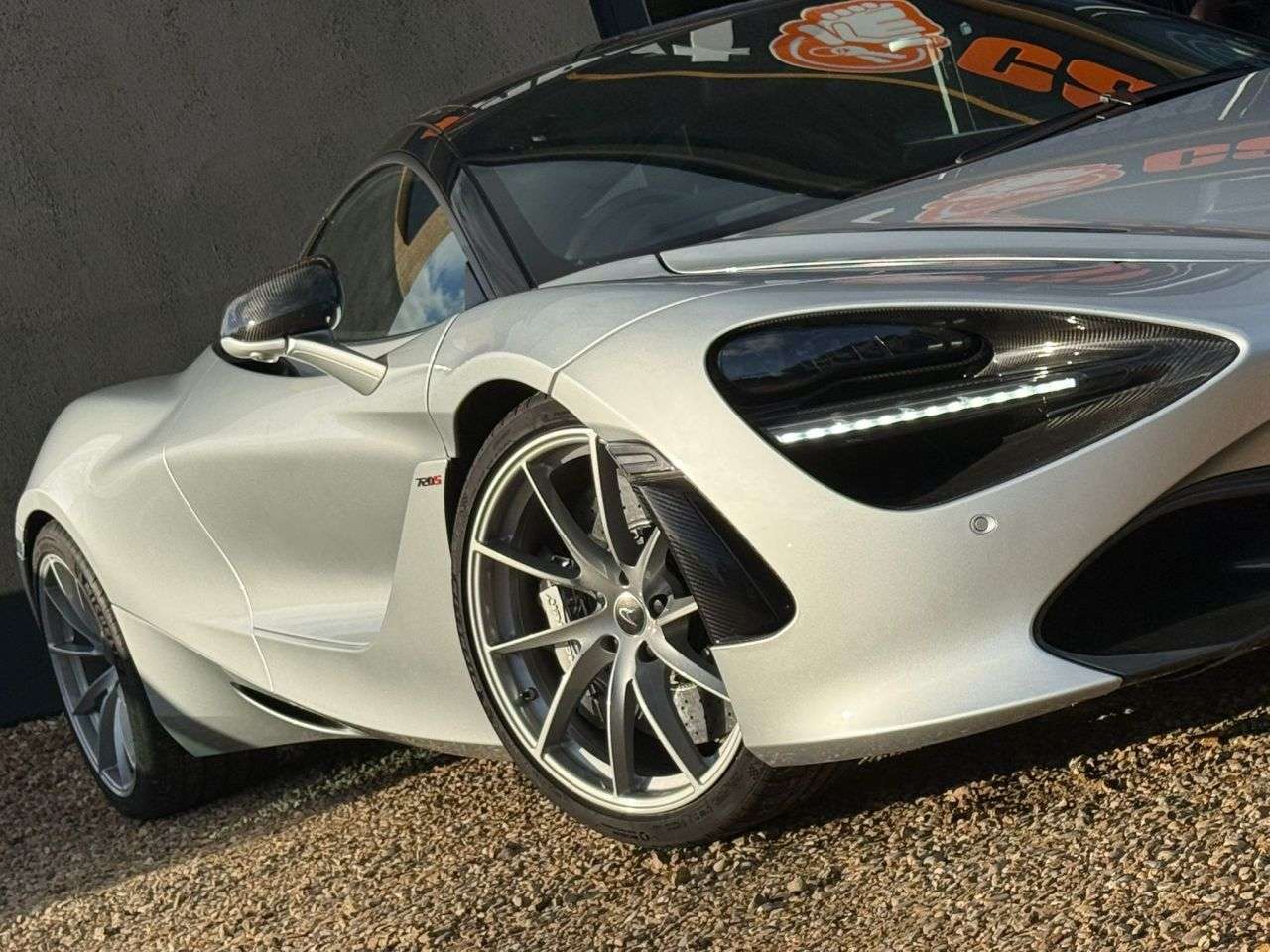 2019 MCLAREN 720S 2019 MCLAREN 720S