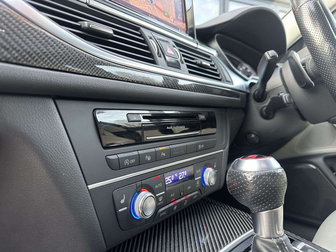 2015 AUDI RS6 AVANT 2015 AUDI RS6 AVANT