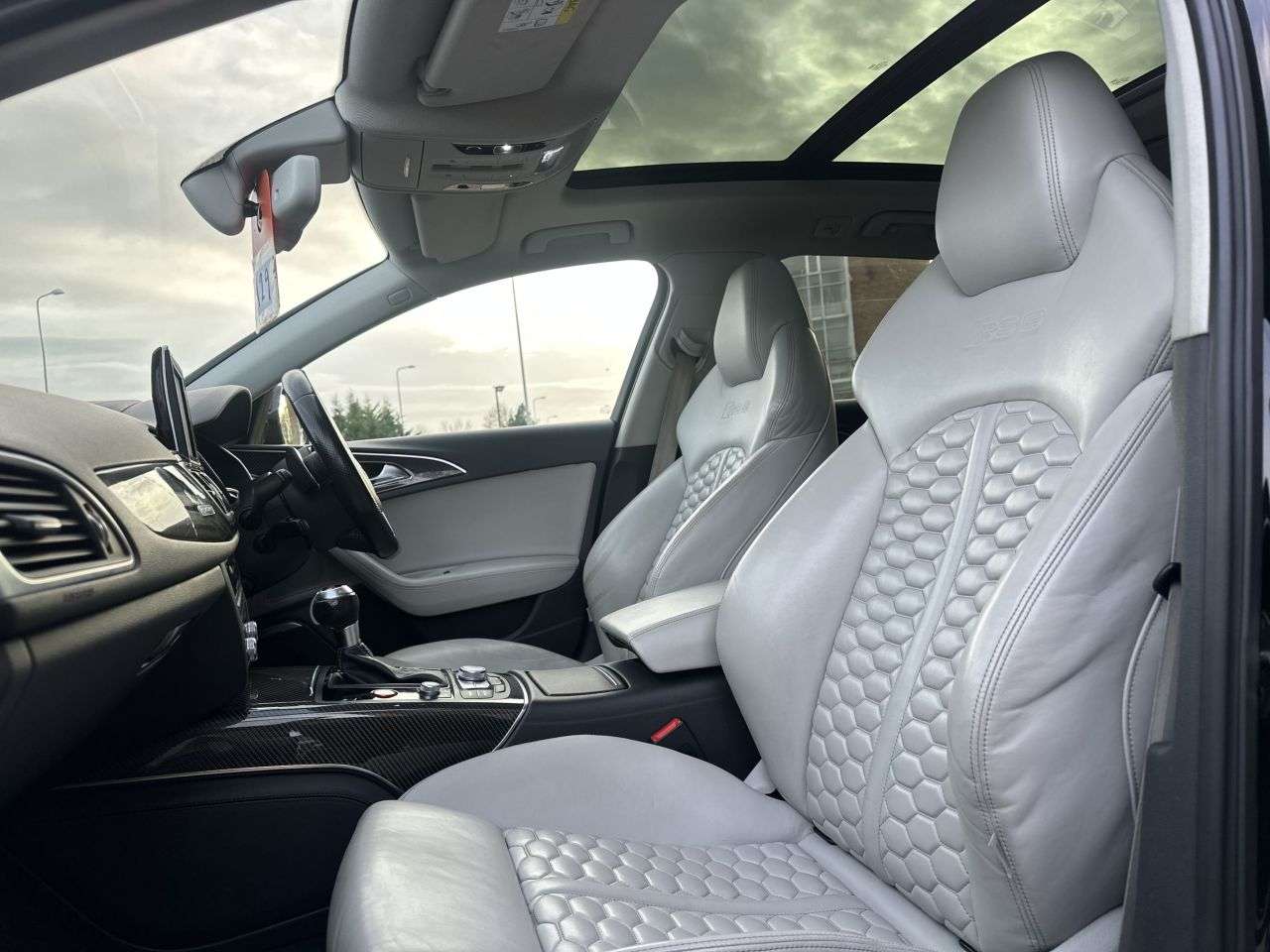 2015 AUDI RS6 AVANT 2015 AUDI RS6 AVANT