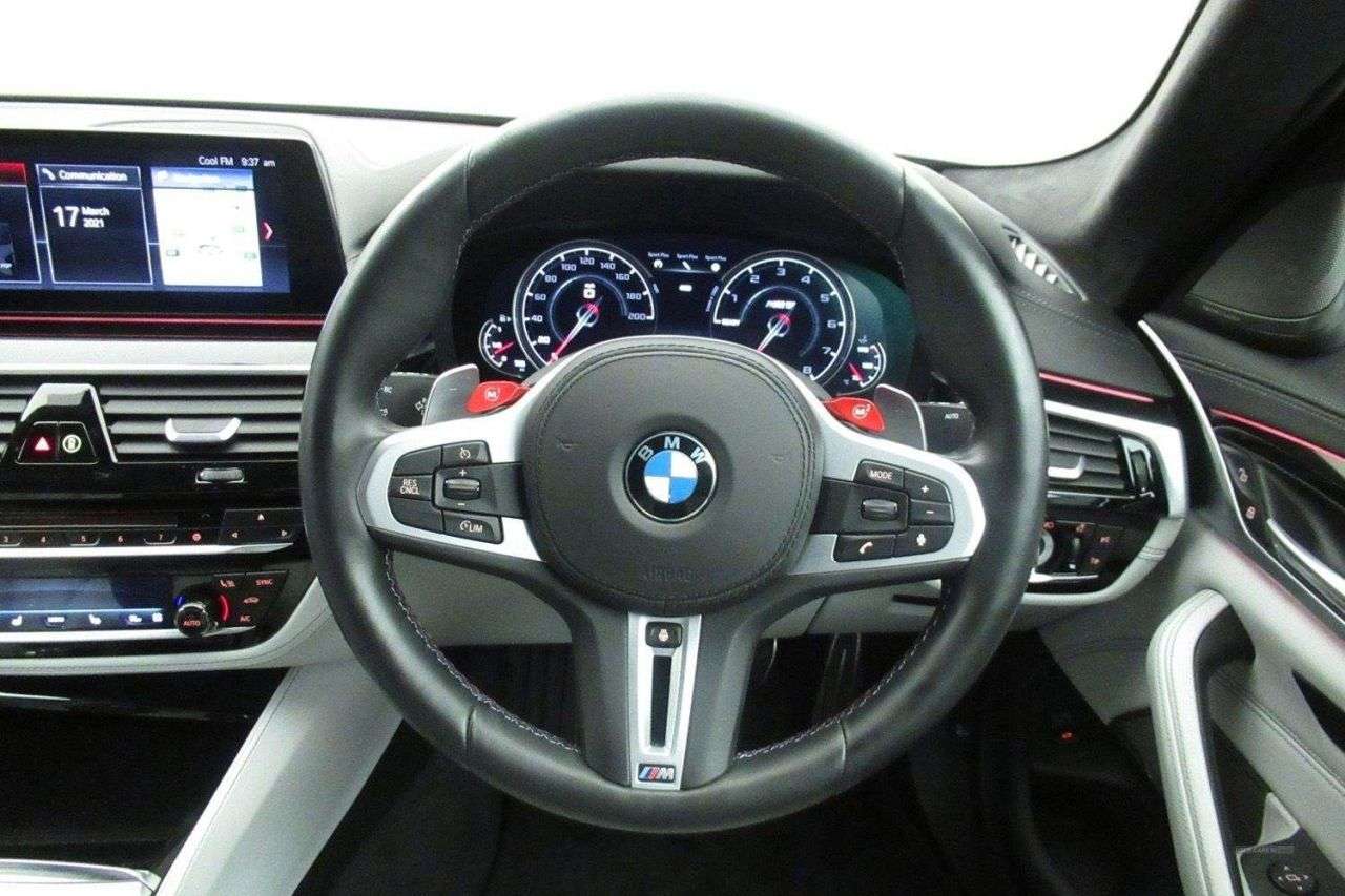 null BMW M5 null BMW M5