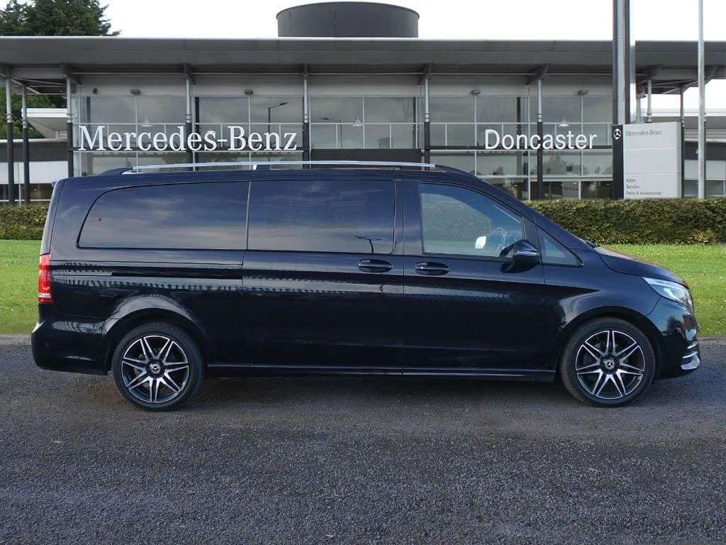 Check out this Mercedes-benz V-class 2020 Diesel Automatic