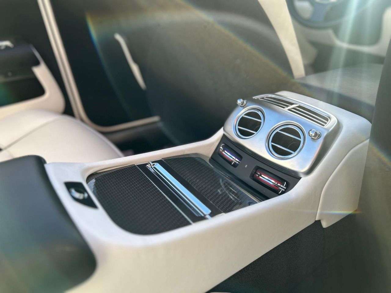 null ROLLS-ROYCE DAWN null ROLLS-ROYCE DAWN