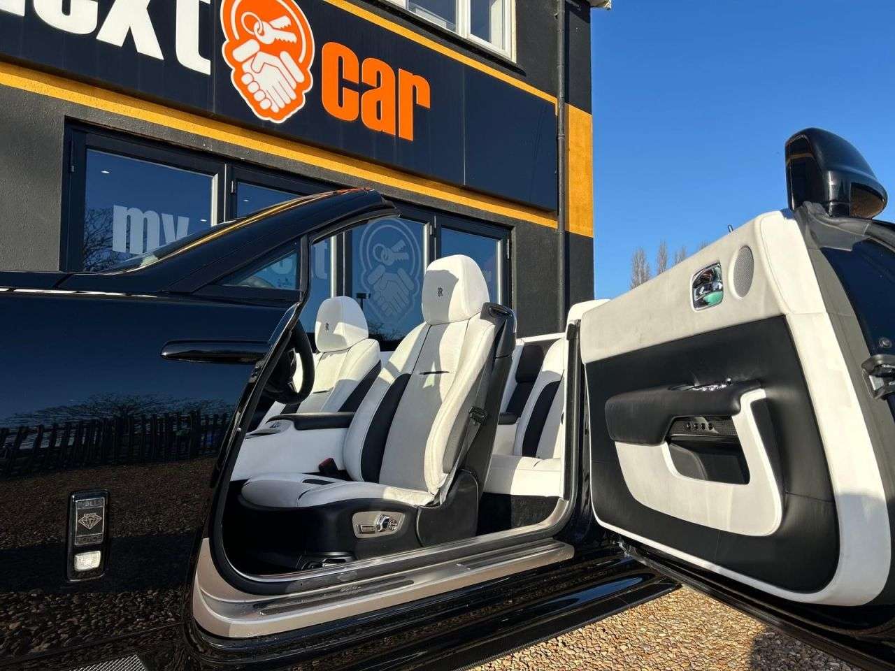 null ROLLS-ROYCE DAWN null ROLLS-ROYCE DAWN