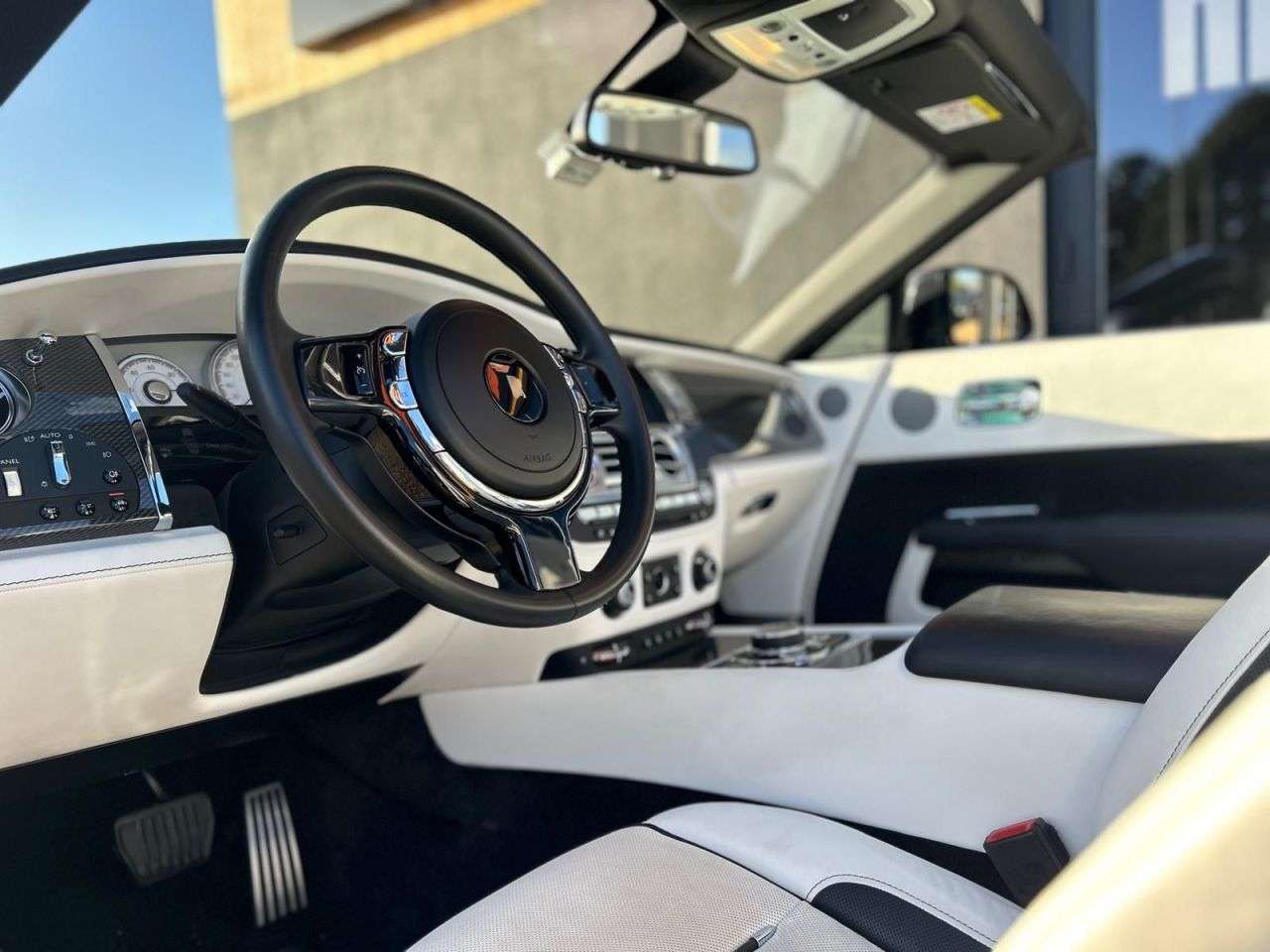 null ROLLS-ROYCE DAWN null ROLLS-ROYCE DAWN