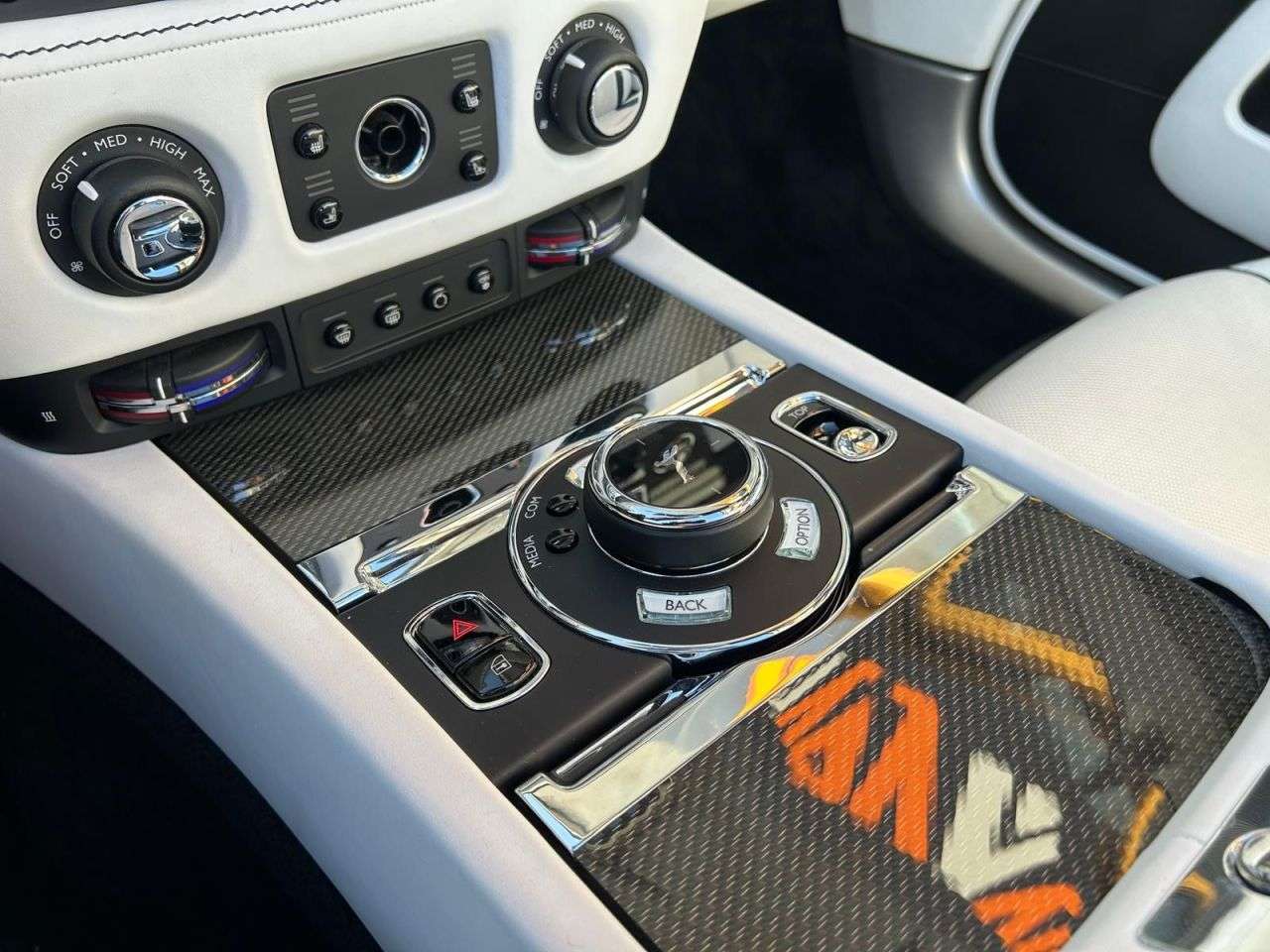 null ROLLS-ROYCE DAWN null ROLLS-ROYCE DAWN