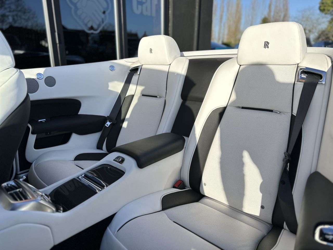 null ROLLS-ROYCE DAWN null ROLLS-ROYCE DAWN