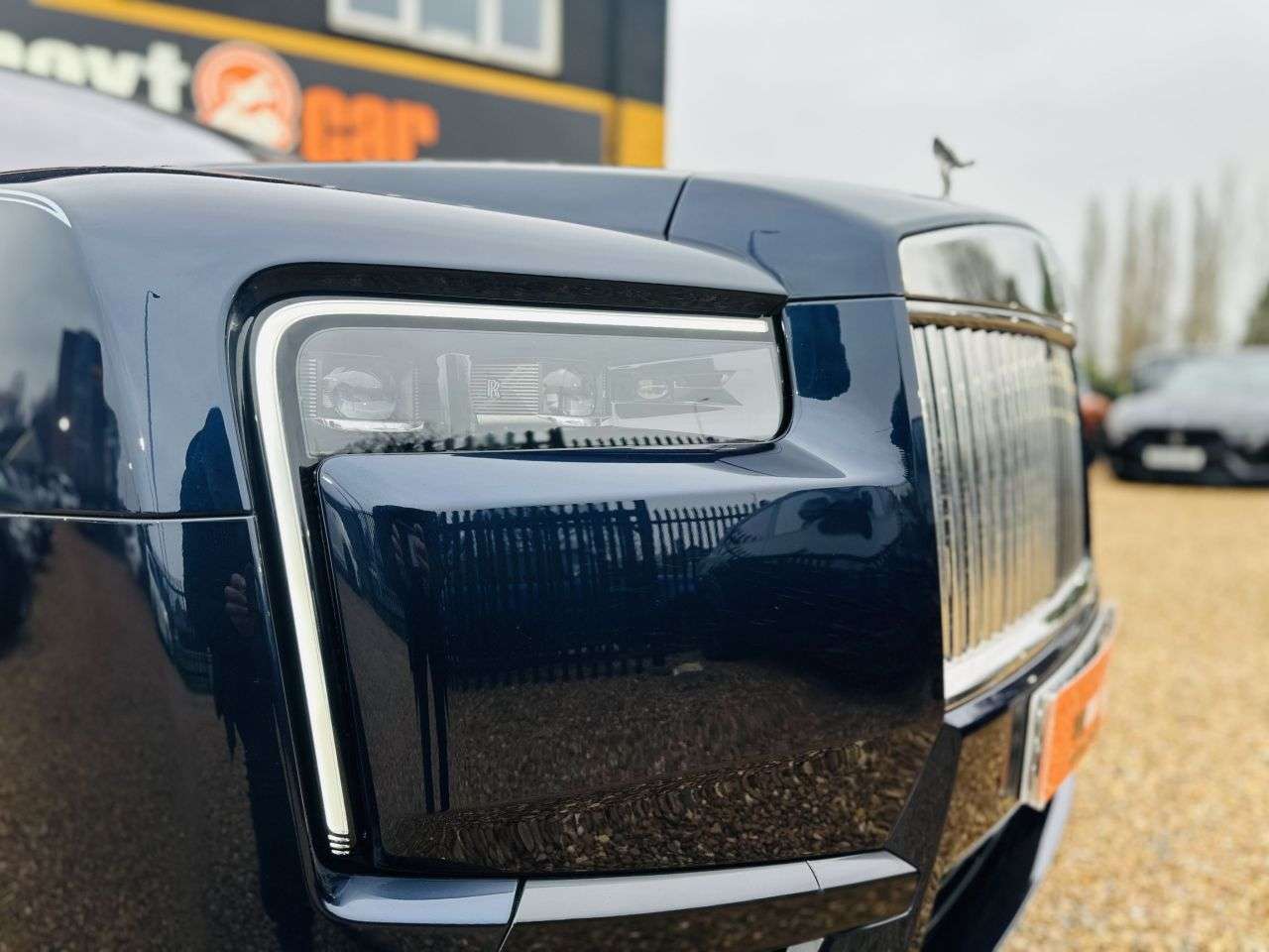 A null ROLLS-ROYCE CULLINAN SERIES II 6.75 V12 SUV 5dr Petrol Auto 4WD Euro 6 (571 ps) PICNIC TABLES/ RR MONOGRAM A null ROLLS-ROYCE CULLINAN SERIES II 6.75 V12 SUV 5dr Petrol Auto 4WD Euro 6 (571 ps) PICNIC TABLES/ RR MONOGRAM