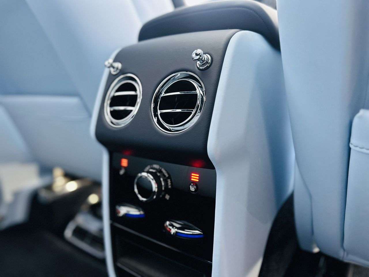 null ROLLS-ROYCE CULLINAN SERIES II null ROLLS-ROYCE CULLINAN SERIES II