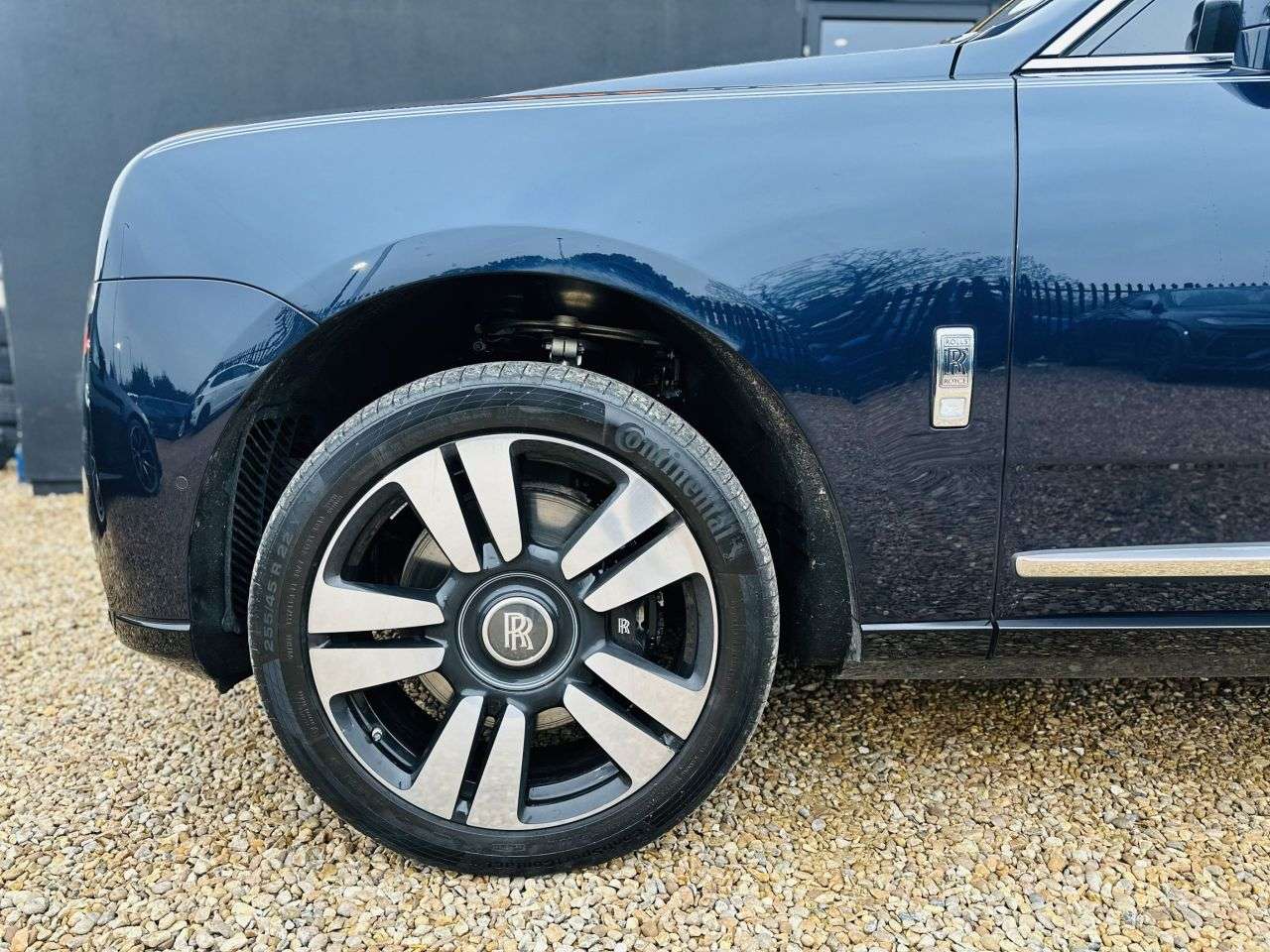 null ROLLS-ROYCE CULLINAN SERIES II null ROLLS-ROYCE CULLINAN SERIES II