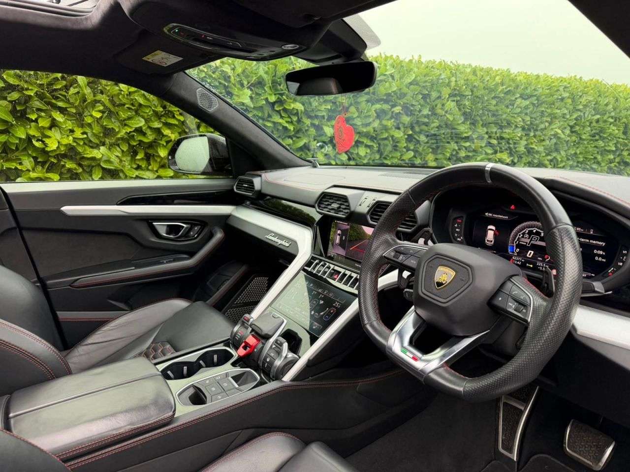 2021 LAMBORGHINI URUS 2021 LAMBORGHINI URUS