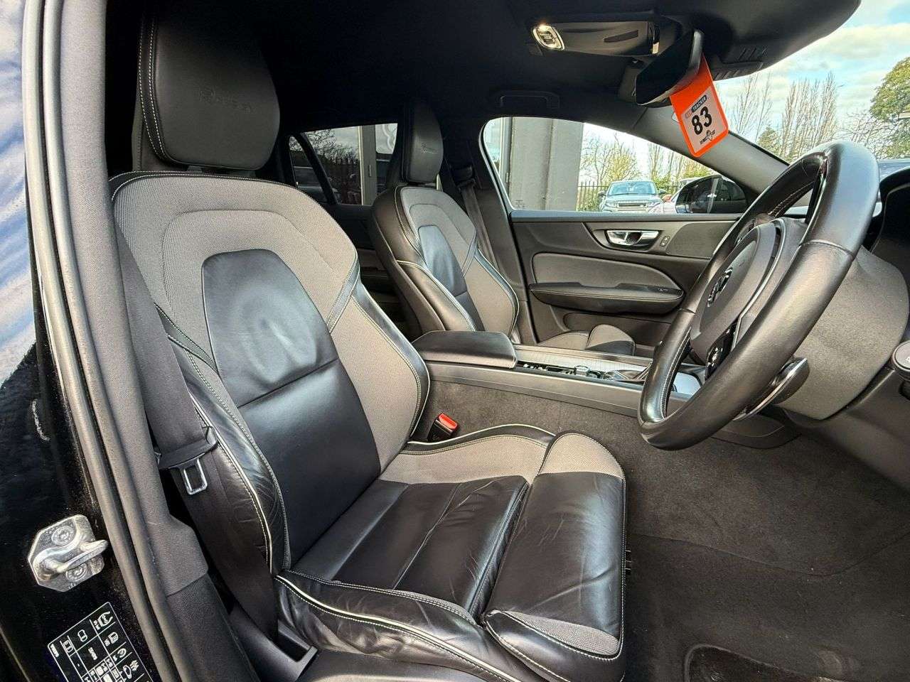 2019 VOLVO V60 2019 VOLVO V60