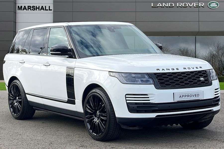 A 2018 LAND ROVER RANGE ROVER 3.0 SD V6 Vogue SE SUV 5dr Diesel Auto 4WD Euro 6 (s/s) (275 ps) FULL LAND A 2018 LAND ROVER RANGE ROVER 3.0 SD V6 Vogue SE SUV 5dr Diesel Auto 4WD Euro 6 (s/s) (275 ps) FULL LAND
