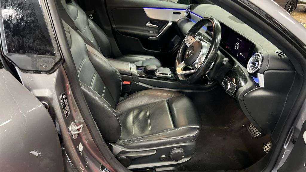 0 MERCEDES-BENZ CLA 0 MERCEDES-BENZ CLA