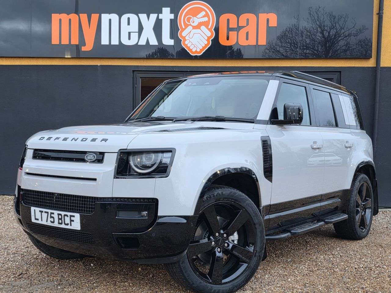 2025 LAND ROVER DEFENDER 2025 LAND ROVER DEFENDER