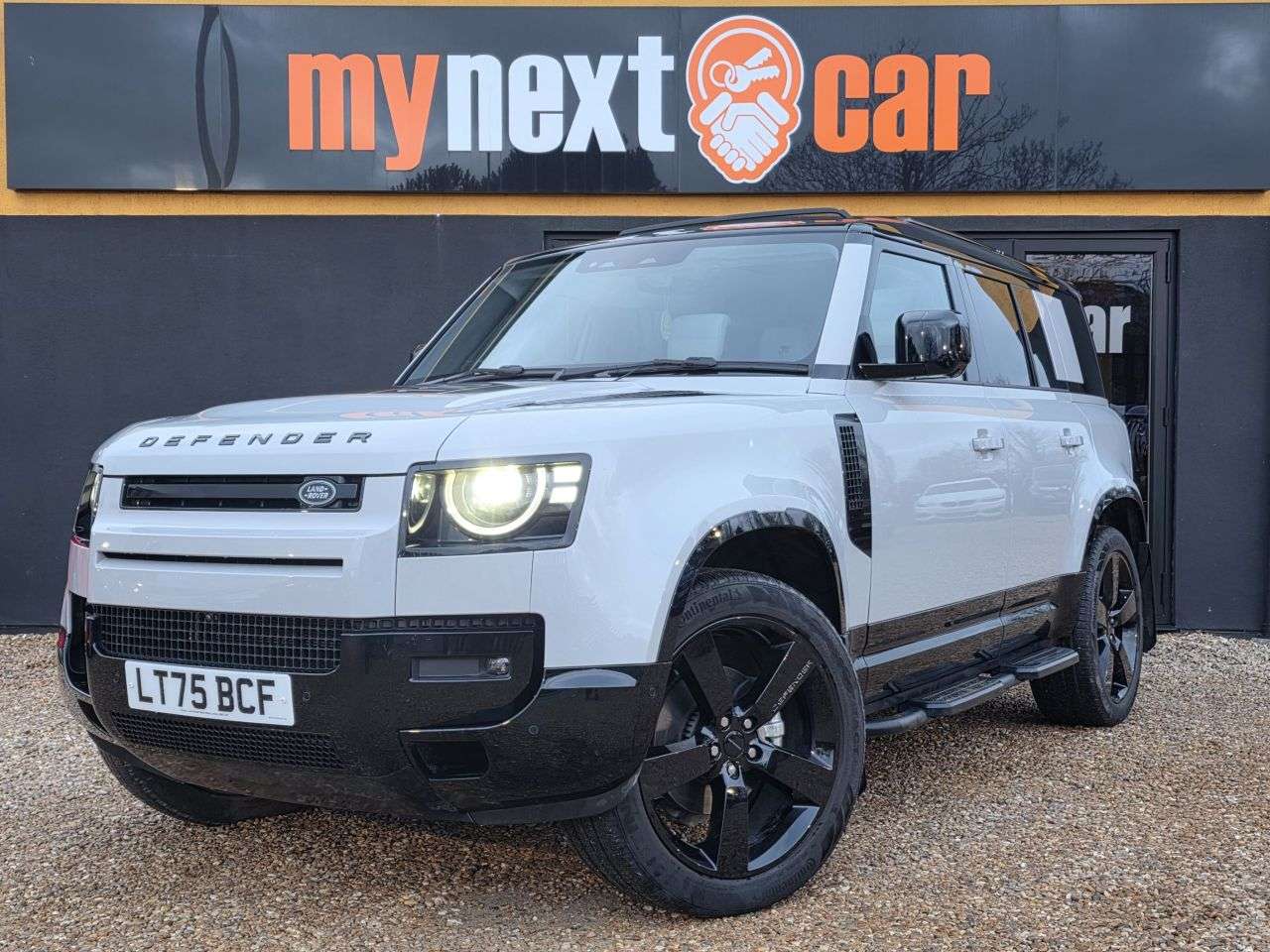 2025 LAND ROVER DEFENDER 2025 LAND ROVER DEFENDER