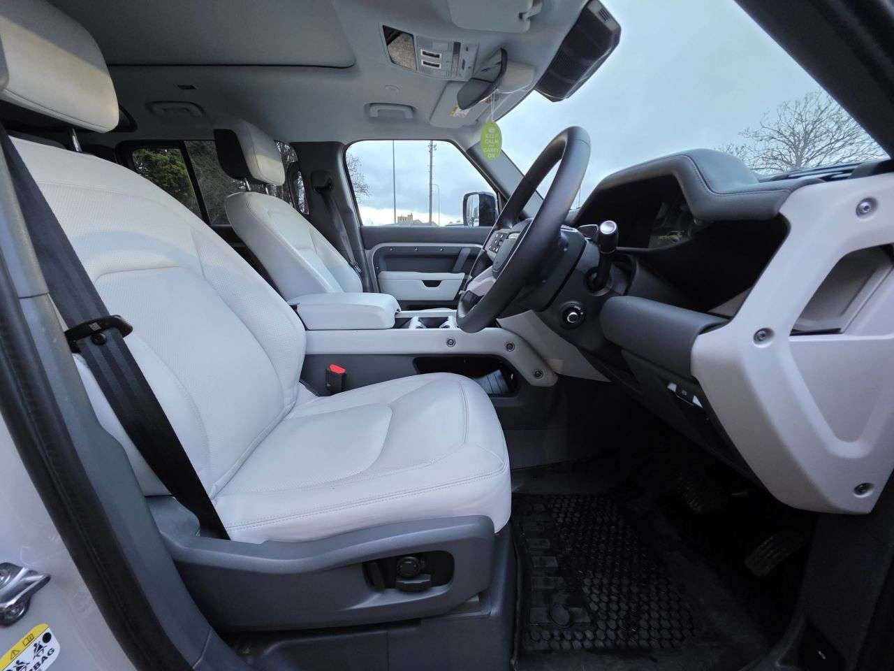 2025 LAND ROVER DEFENDER 2025 LAND ROVER DEFENDER