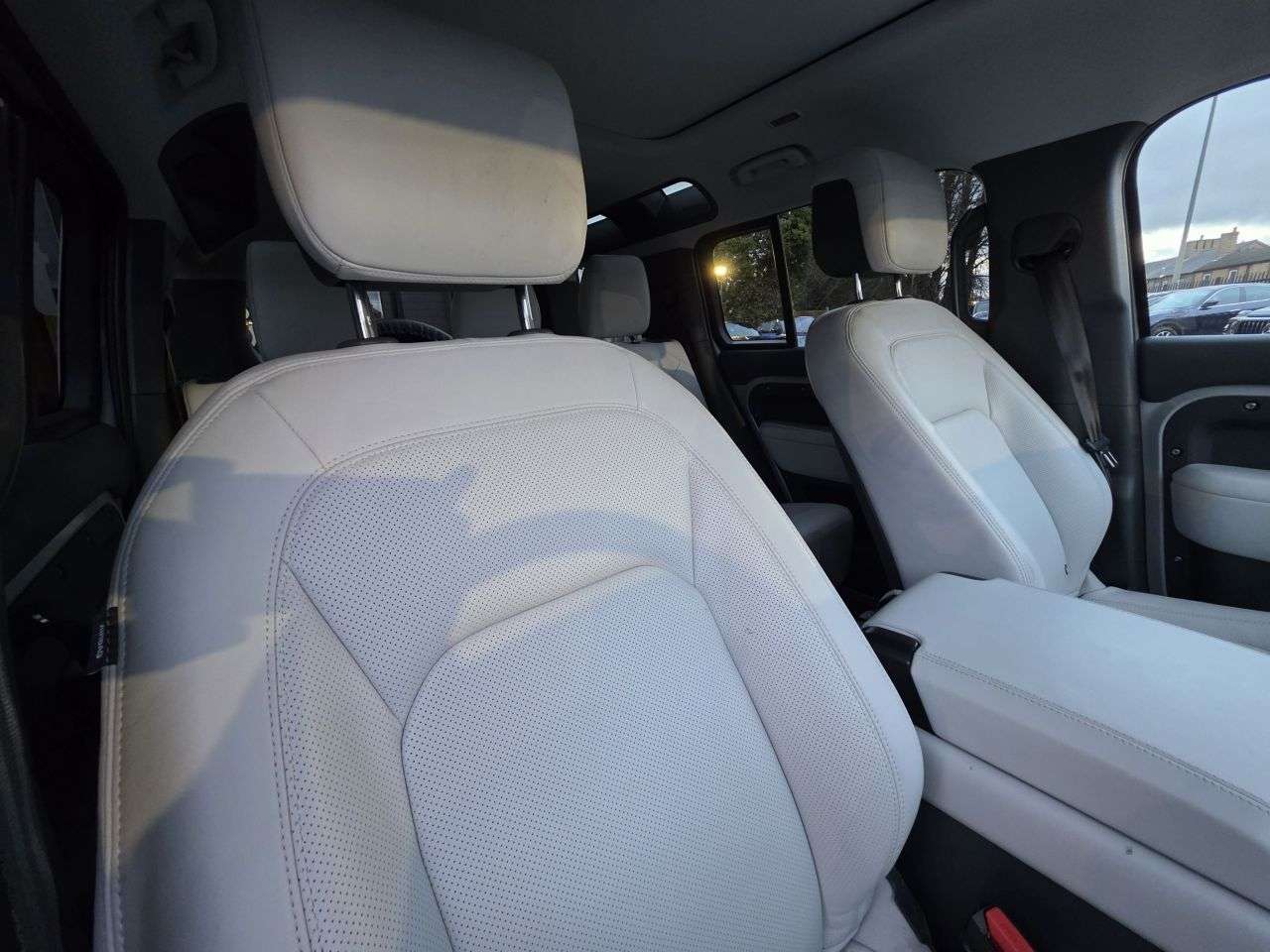 2025 LAND ROVER DEFENDER 2025 LAND ROVER DEFENDER