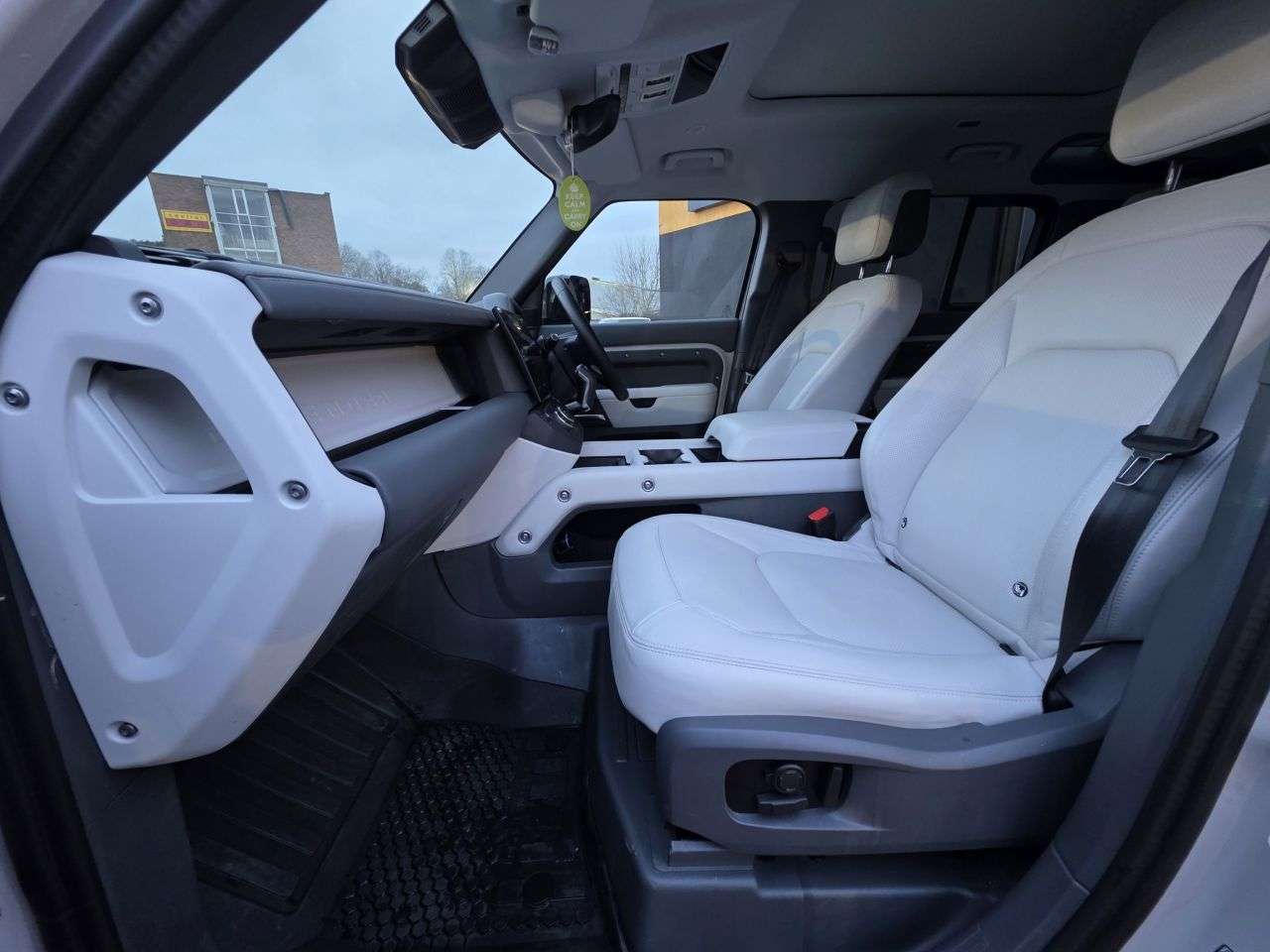 2025 LAND ROVER DEFENDER 2025 LAND ROVER DEFENDER