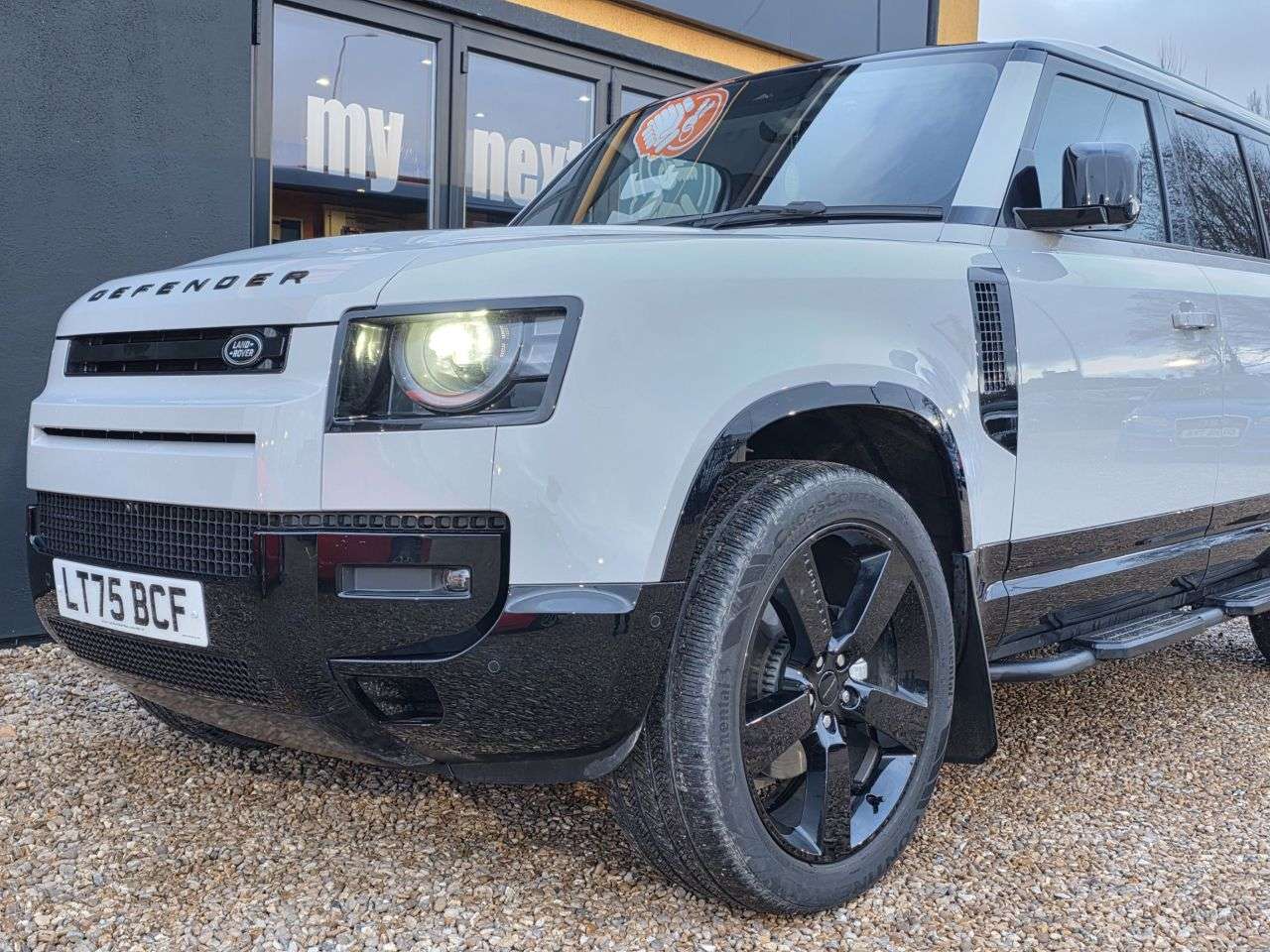 2025 LAND ROVER DEFENDER 2025 LAND ROVER DEFENDER