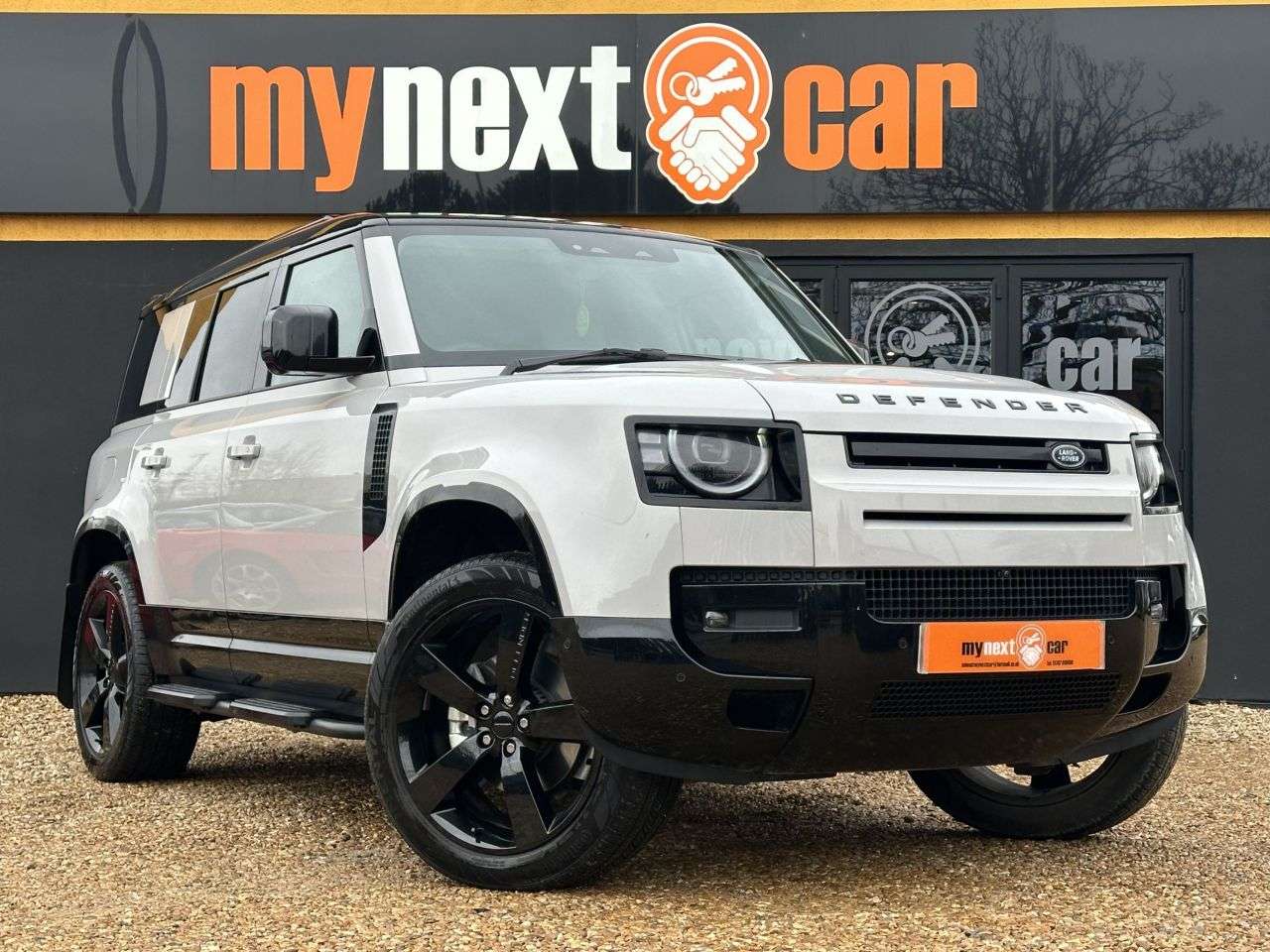 A 2025 LAND ROVER DEFENDER 3.0 D250 MHEV X-Dynamic HSE SUV 5dr Diesel Auto 4WD Euro 6 (s/s) (249 ps) F A 2025 LAND ROVER DEFENDER 3.0 D250 MHEV X-Dynamic HSE SUV 5dr Diesel Auto 4WD Euro 6 (s/s) (249 ps) F